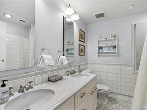 39 Cherry Lane, Syosset NY 11791