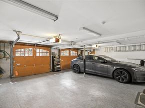 39 Cherry Lane, Syosset NY 11791