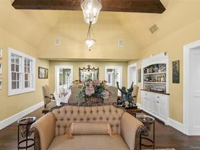 39 Cherry Lane, Syosset NY 11791