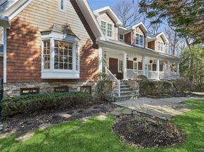 39 Cherry Lane, Syosset NY 11791