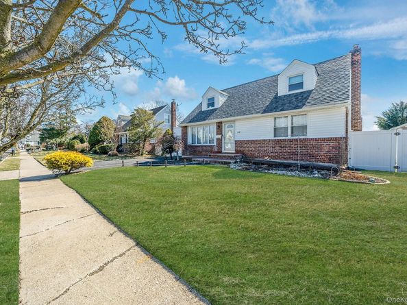 1708 Francis Drive, East Meadow NY 11554