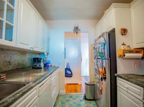 333 E Broadway 4G, Long Beach NY 11561