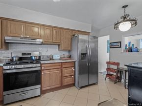 243-17 72nd Avenue, Douglaston NY 11362