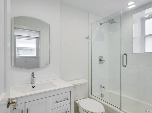845 County Road 39, Southampton NY 11968