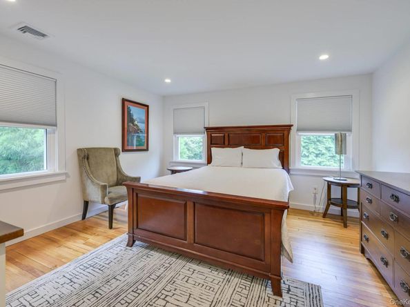 845 County Road 39, Southampton NY 11968