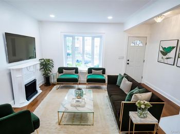 114-14 Inwood Street