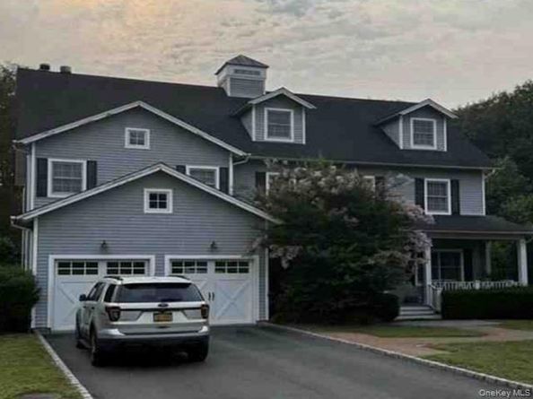 8 Farm Lane, Locust Valley NY 11560