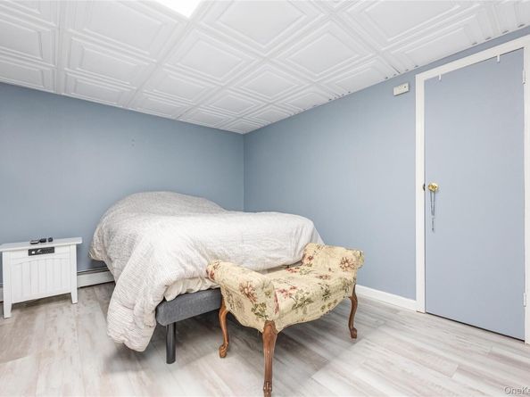 976 Third, Franklin Square NY 11010