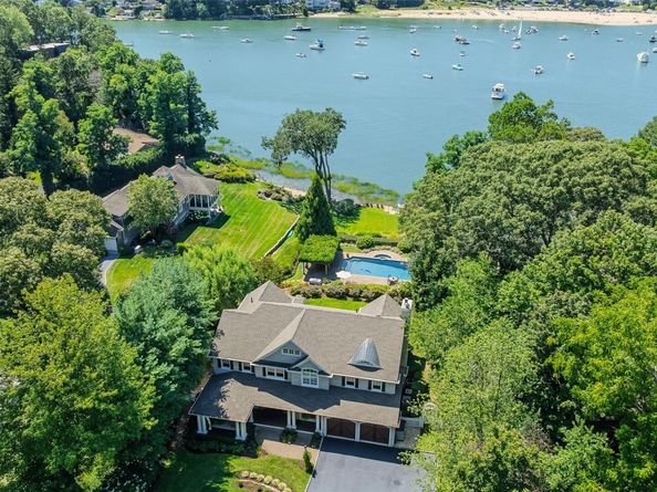 201 Prospect Road, Centerport NY 11721