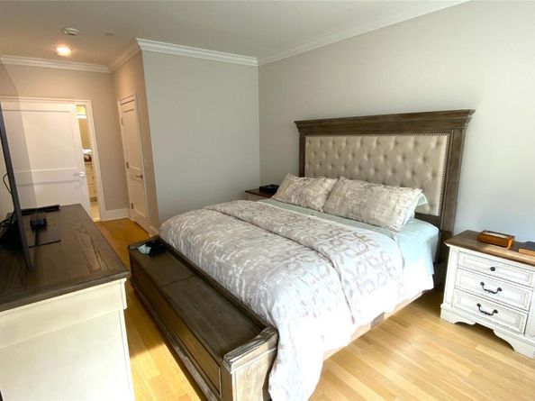 242 Coach Drive, Woodbury NY 11797