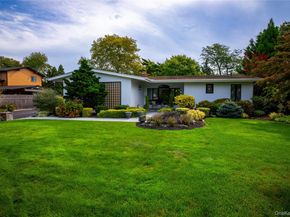 11 Saltmeadow Lane, Bayport NY 11705