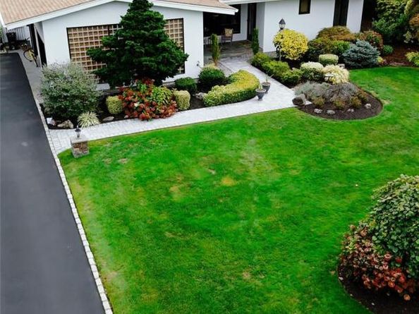 11 Saltmeadow Lane, Bayport NY 11705