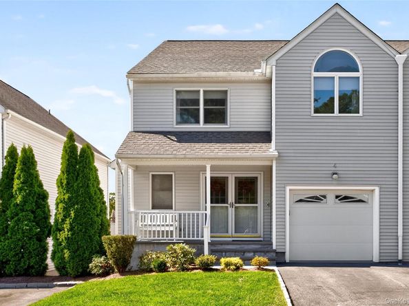 4 Larissa Lane, Thornwood NY 10594