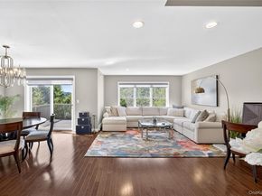 4 Larissa Lane, Thornwood NY 10594