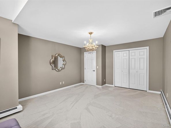 4 Larissa Lane, Thornwood NY 10594