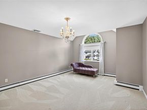 4 Larissa Lane, Thornwood NY 10594