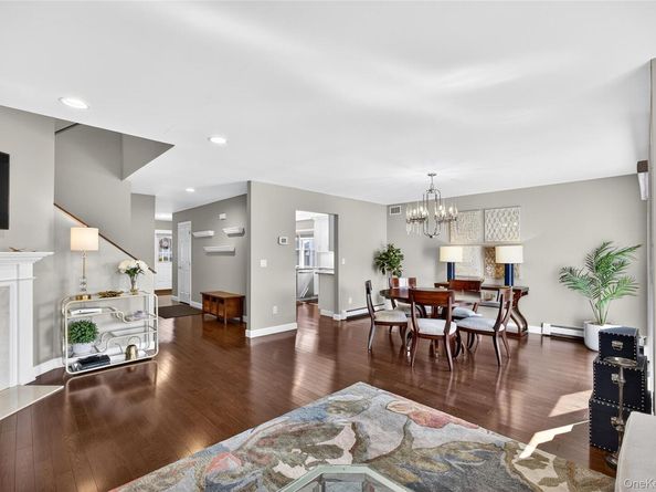 4 Larissa Lane, Thornwood NY 10594