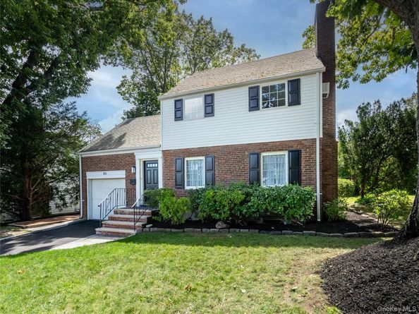 86 Dennis Street, Manhasset NY 11030