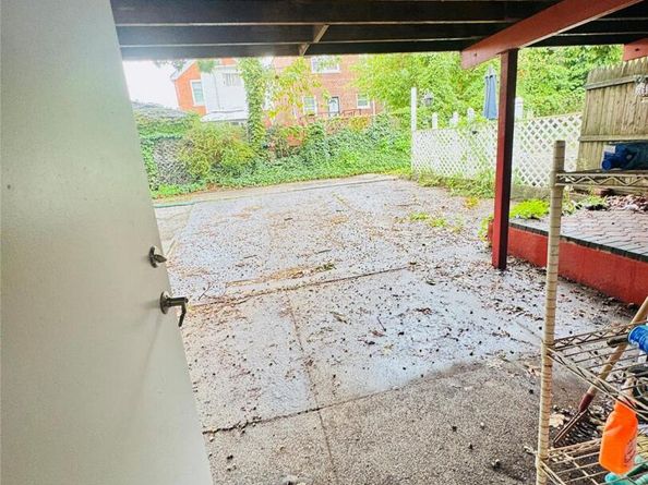 2521 Yates Avenue, Bronx NY 10469