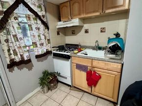 2521 Yates Avenue, Bronx NY 10469