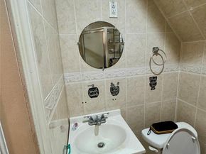 2521 Yates Avenue, Bronx NY 10469