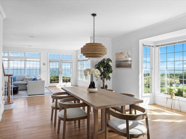 7020 Great Peconic Bay Boulevard, Laurel NY 11948