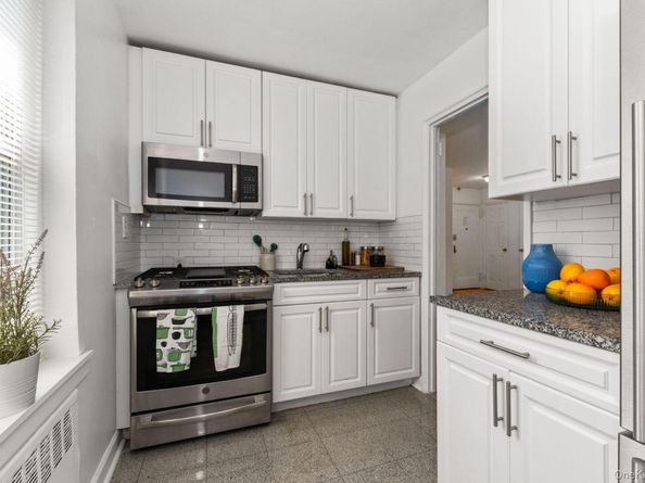 33-35 81st Street 1G, Jackson Heights NY 11372