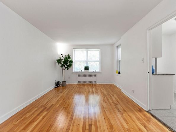 33-35 81st Street 1G, Jackson Heights NY 11372