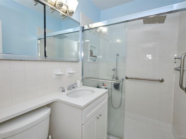 27110 Grand Central Parkway 1V, Floral Park NY 11005