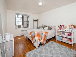 678 Warburton Avenue 5J, Yonkers NY 10701