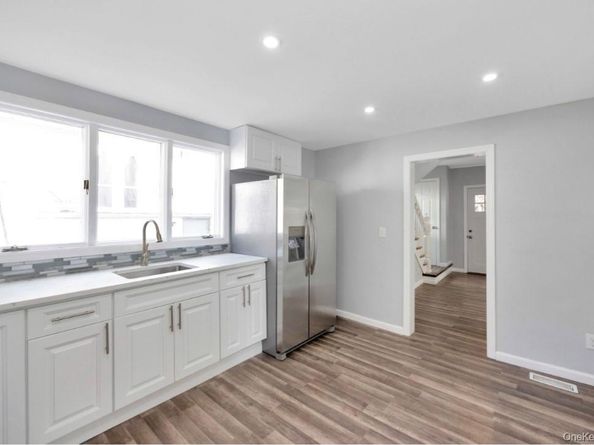 178 N Ocean Avenue, Patchogue NY 11772