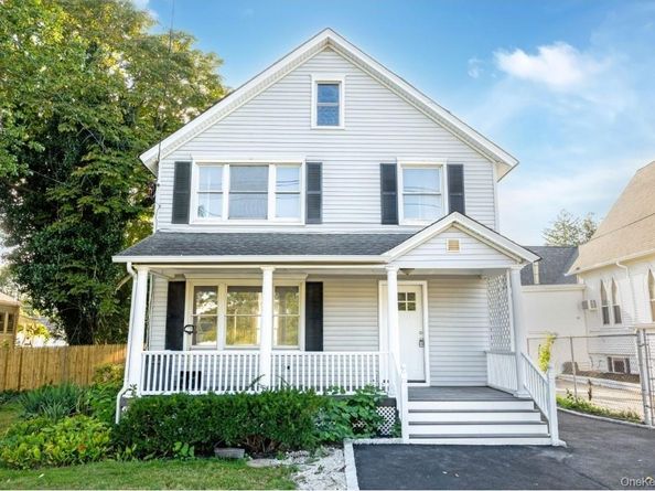 178 N Ocean Avenue, Patchogue NY 11772