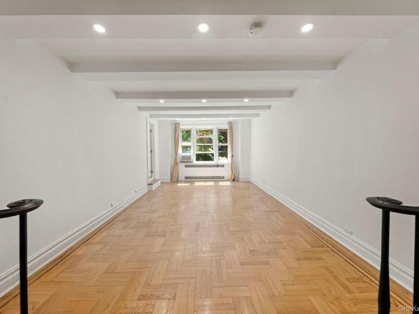 152 E 94th Street 2J, New York (Manhattan) NY 10128