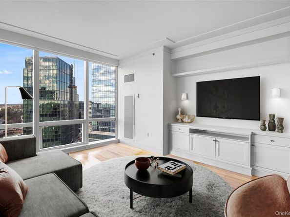 1 Renaissance Square 12E, White Plains NY 10601