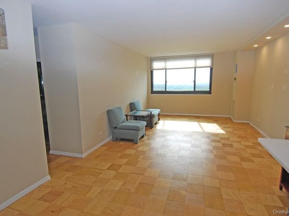 26910 Grand Central Parkway 22P, Floral Park NY 11005