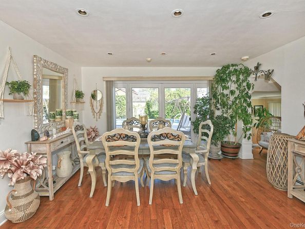 899 Brent Drive, Wantagh NY 11793