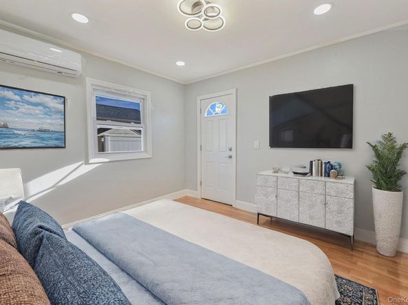 52 State Street, Valley Stream NY 11580
