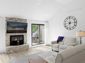 52 Fairway Place 14, Montauk NY 11954