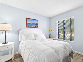 52 Fairway Place 14, Montauk NY 11954