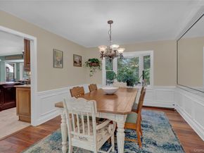 105 Cliff Road, Port Jefferson NY 11777