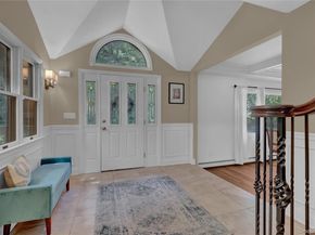 105 Cliff Road, Port Jefferson NY 11777