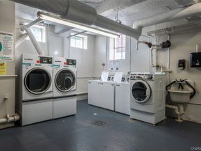 1255 North Avenue B 6Q, New Rochelle NY 10804