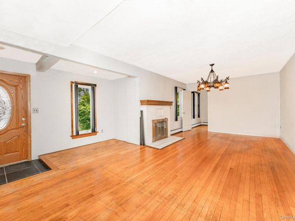 306 Park Avenue, Freeport NY 11520