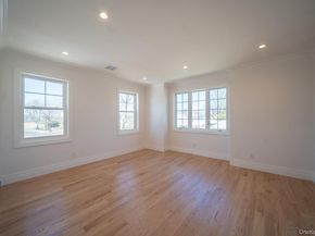 957 Dana Avenue, Valley Stream NY 11580