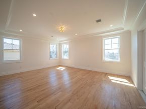 957 Dana Avenue, Valley Stream NY 11580