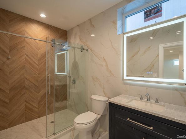 957 Dana Avenue, Valley Stream NY 11580