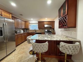 253-12 58 Avenue, Little Neck NY 11362