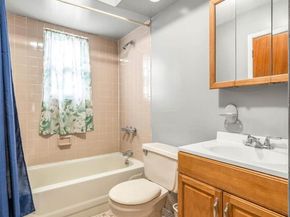 13214 Farmers Boulevard, Saint Albans NY 11434