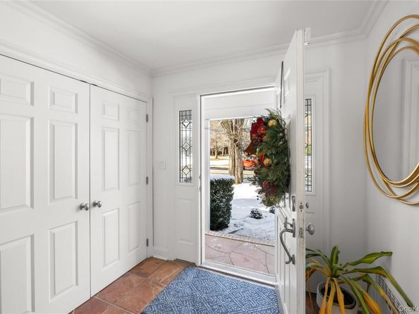 467 Hempstead Avenue, Rockville Centre NY 11570