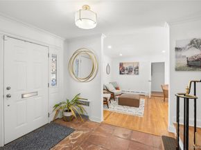 467 Hempstead Avenue, Rockville Centre NY 11570